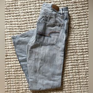 American Eagle Light Wash Jeans
